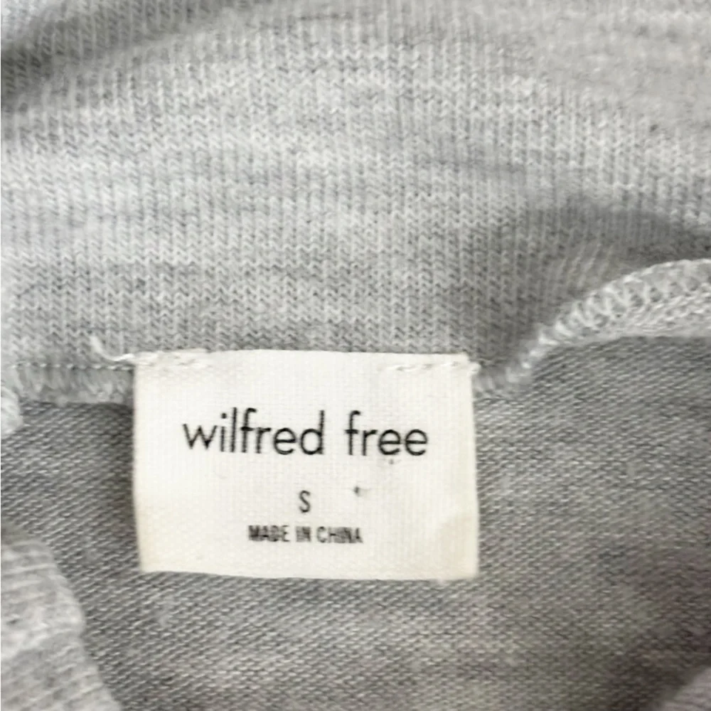 Aritzia Wilfred Free Lounge Turtleneck Heather Chrome Small - Long Sleeve - Picture 6 of 9
